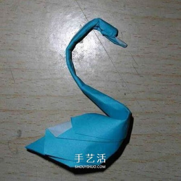 Simple swan origami method, hand-made origami beautiful swan illustration