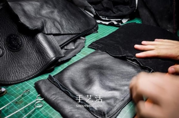 Old leather bags are transformed into fashionable mobile phone cases. Old leather bags are transformed into treasures into mobile phone cases