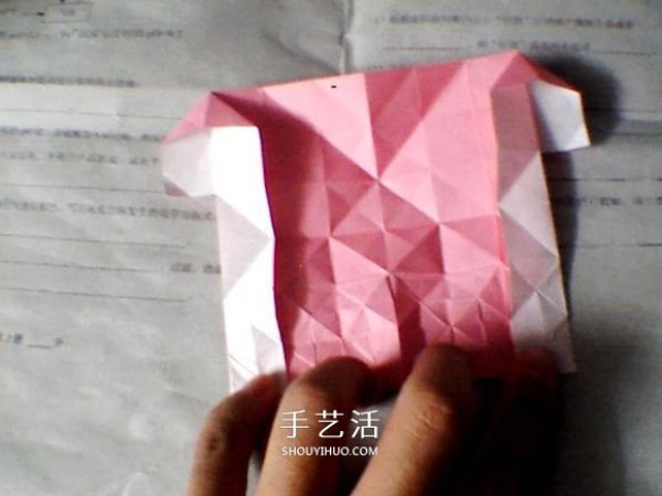 Illustrations on how to fold Valentines Day love origami with wings to make a perfect match