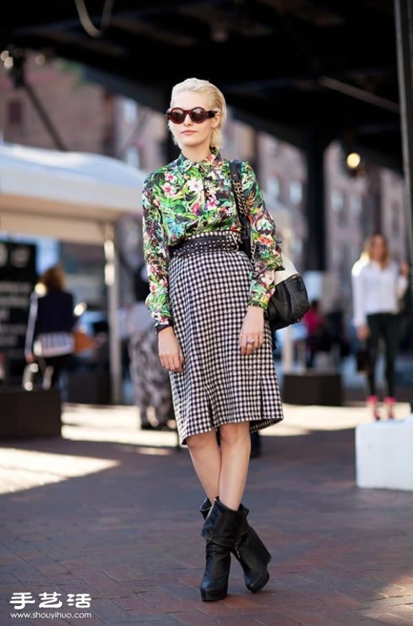 Get rid of the unchanging classic plaid to create a fashionable dressing style