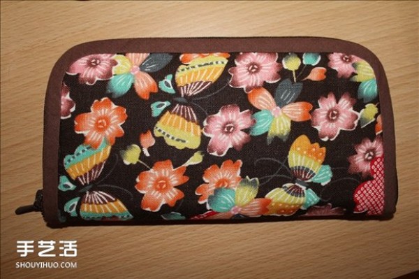 Long accordion wallet making tutorial, brown floral linen long wallet DIY illustration