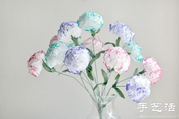 How to make DIY carnation paper flowers from napkins