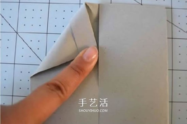 How to fold a paper shirt with a simple illustration of how to fold a cute little shirt