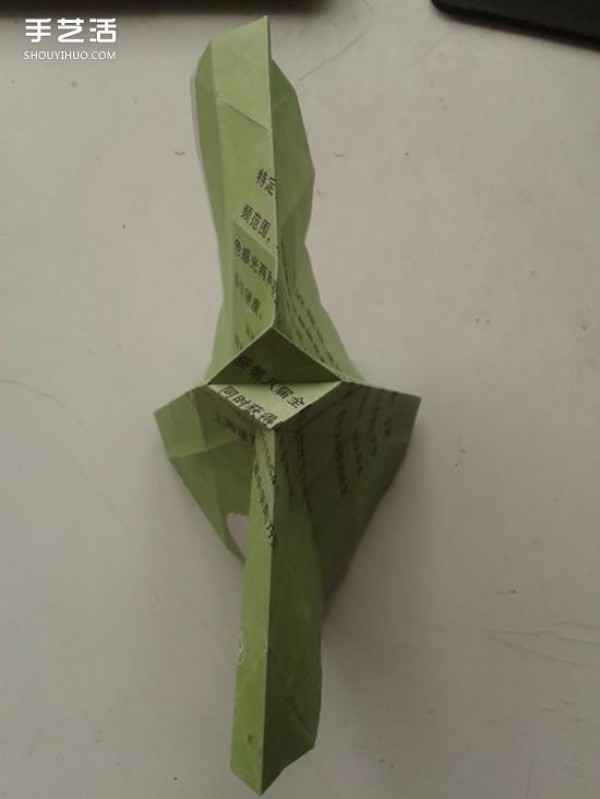 Kawasaki Rose Folding Illustration and Detailed Kawasaki Rose Origami Step-by-Step Tutorial