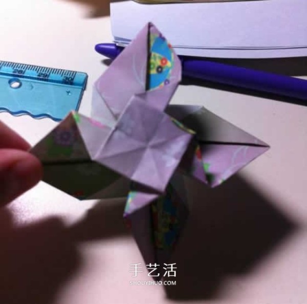 Mini rose flower origami tutorial with beautiful diamond rose folding illustrations