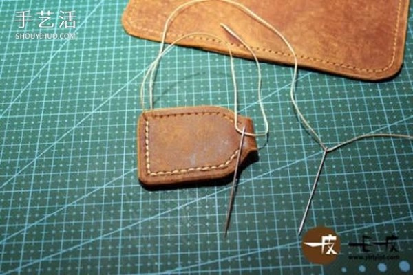 Handmade leather key bag making tutorial DIY key bag tutorial illustration