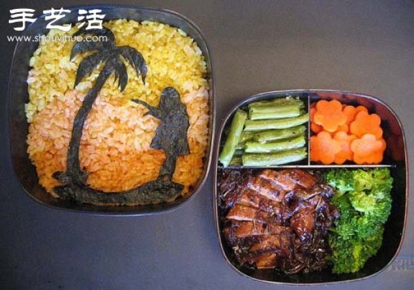 Super interesting bento plate with cartoon pattern