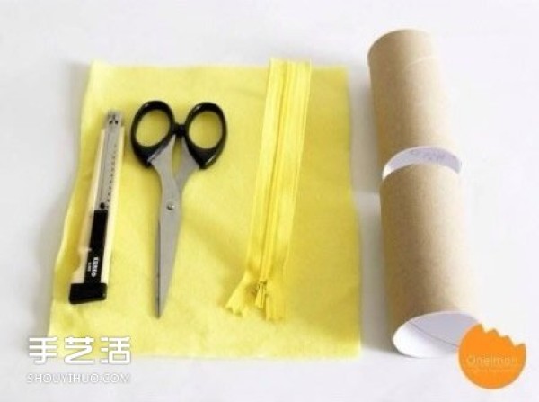 DIY using waste paper rolls can be used to make fabric pen holders