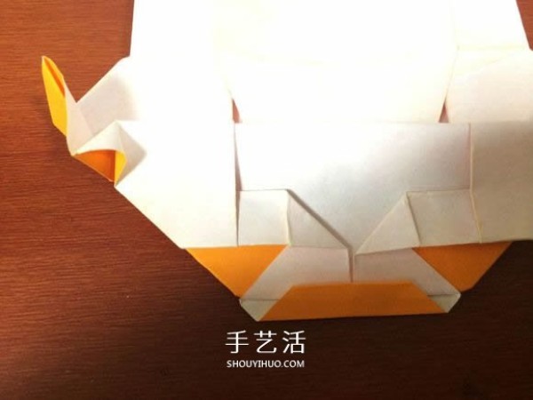 How to fold a complex three-dimensional sports car with detailed steps of origami sports car