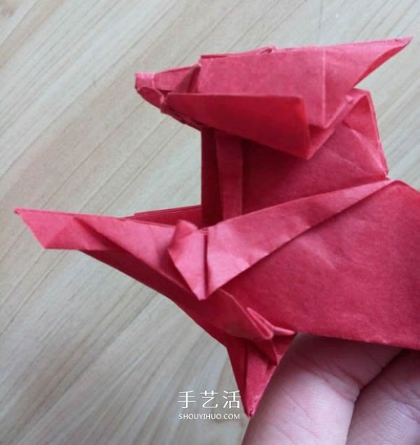 The process of folding the auspicious beast Kirin, the illustrated process of folding the Origami Tetsushi Kamiyas Kirin