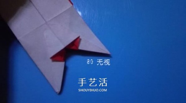 The origami method of a bell illustrates the folding steps of a complex origami bell