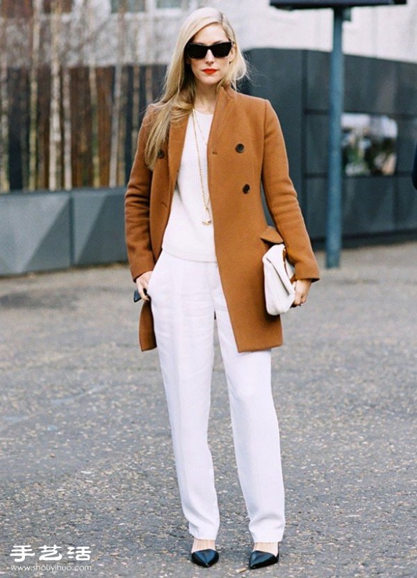 The best colors for autumn and winter, use camel-colored items to easily create elegance and fashion