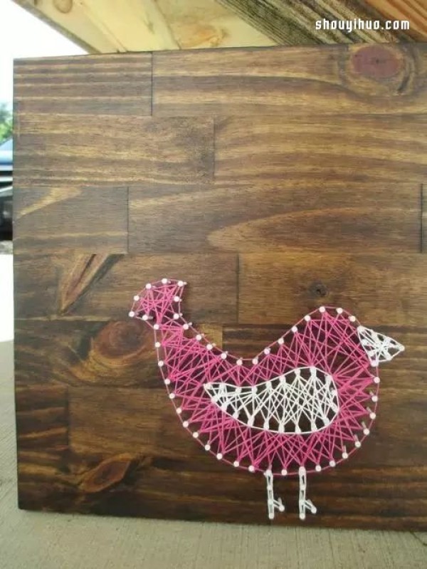 String Art art uses nails and threads to DIY decorative paintings