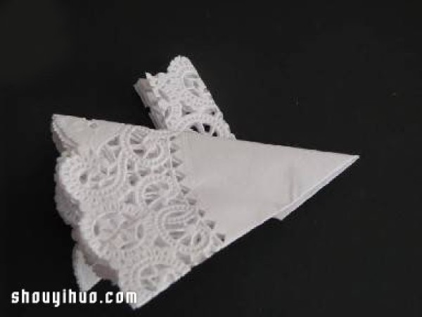 How to fold pigeons, illustrated tutorials on how to fold round napkins, origami pigeons