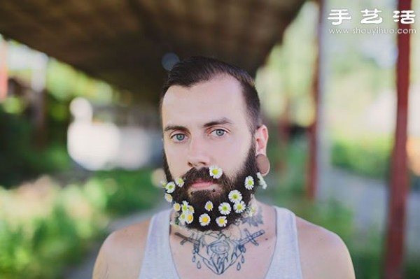 Have you seen a man with flowers on his beard? 