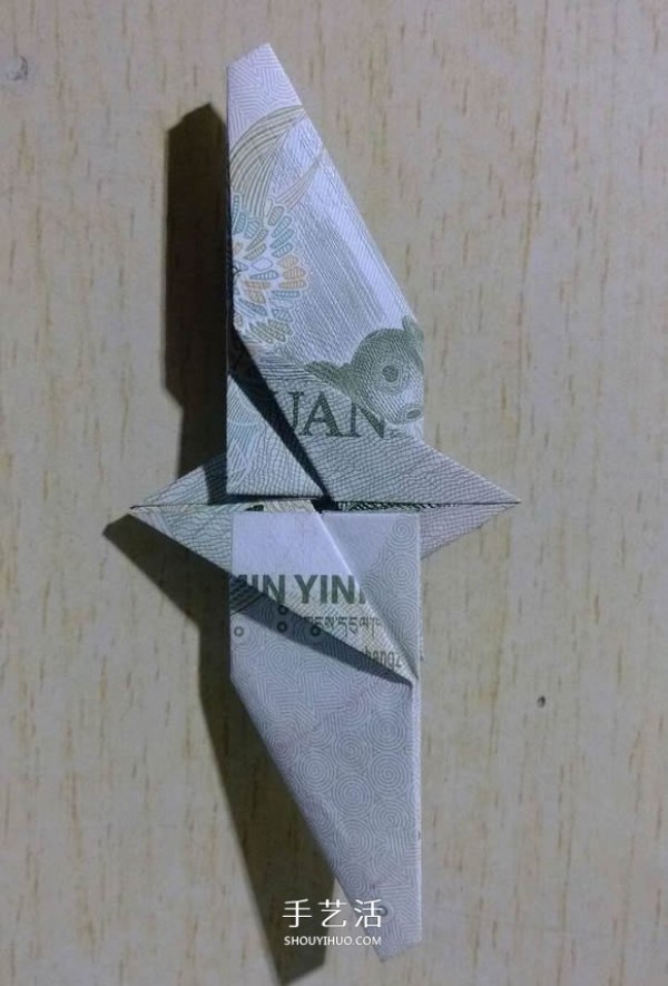 One-yuan banknote origami six-pointed star complex banknote six-pointed star folding method