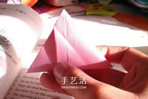 Morning glory origami tutorial with step-by-step instructions on how to fold morning glory