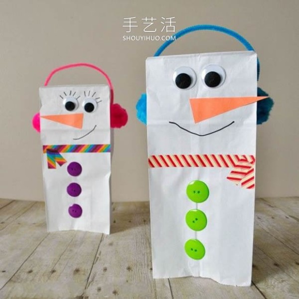 Tutorial on how to make handmade paper bag snowman puppets in kindergarten