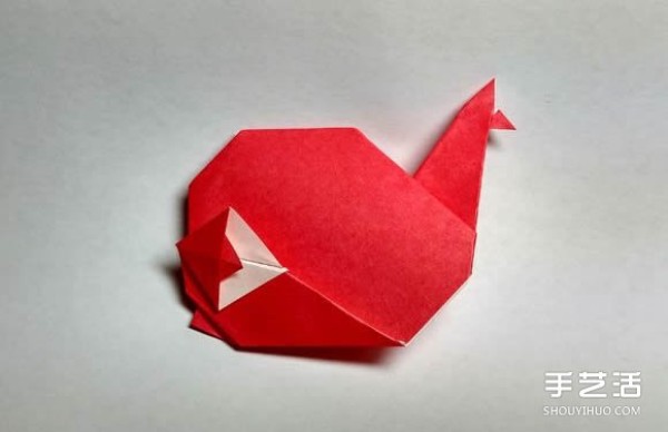 Handmade whale origami illustrated tutorial, steps for folding a cartoon whale