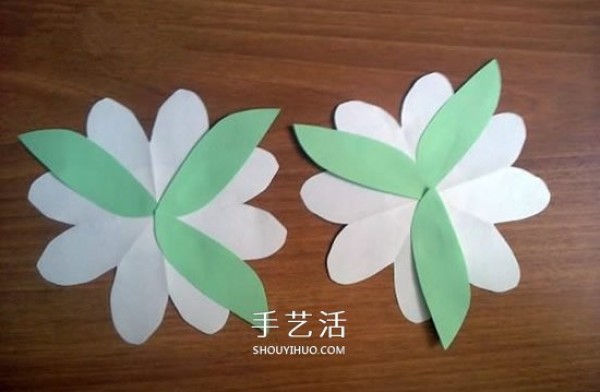 Learn to make beautiful handmade paper bouquets on Teachers Day or Mothers Day