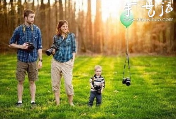 This is how a family portrait should be taken! 