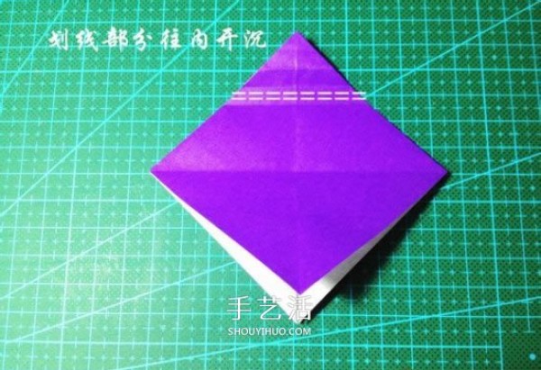 Illustration of how to fold a three-dimensional car, how to fold a hand-made origami car