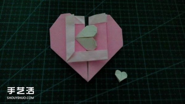 LOVE heart-shaped origami illustrated tutorial, Valentines Day LOVE folding method法