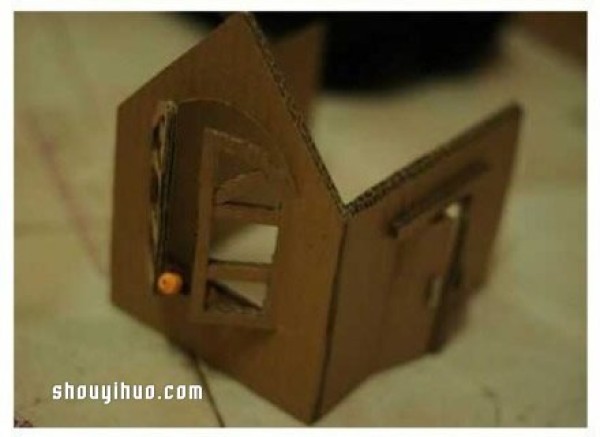 Want to live in a house model made from discarded cardboard boxes? 