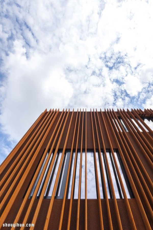 Belgian villa residential design made of weather-resistant steel sheets