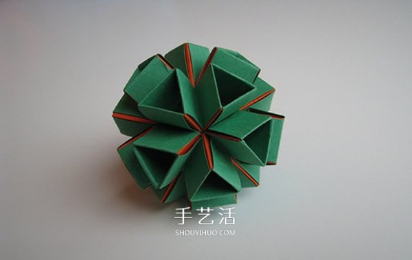 Illustration of the steps of hand-made origami Snapology ball using paper strips to make a sphere