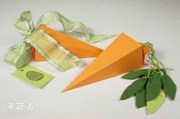 Origami carrot folding method and illustration of how to make a carrot packaging box