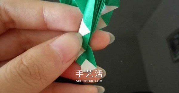 How to Origami a Hot Air Balloon, Illustrated Tutorial on the Folding of a Hot Air Balloon