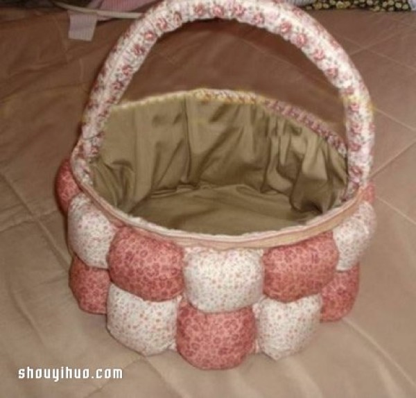 Use rag scraps to make a very protective crib and storage basket