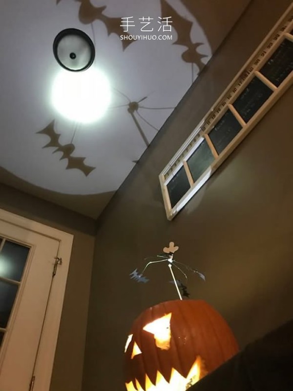 Illustrated tutorial on how to make your own Halloween bat projection device