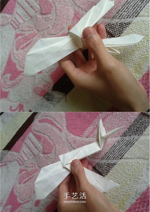 VictorIllustration of how to fold a passenger plane Step by step diagram of the complex origami passenger plane