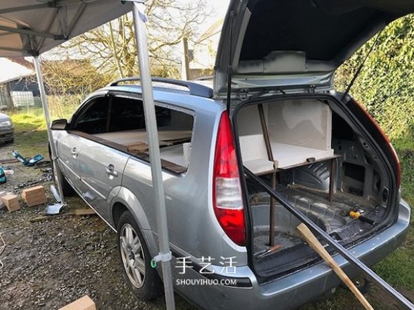 DIY old car pizza oven uses ordinary items to create extraordinary fun