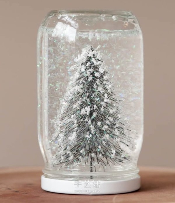 How to make a homemade snow glass bottle, a romantic snow scene decoration DIY tutorial