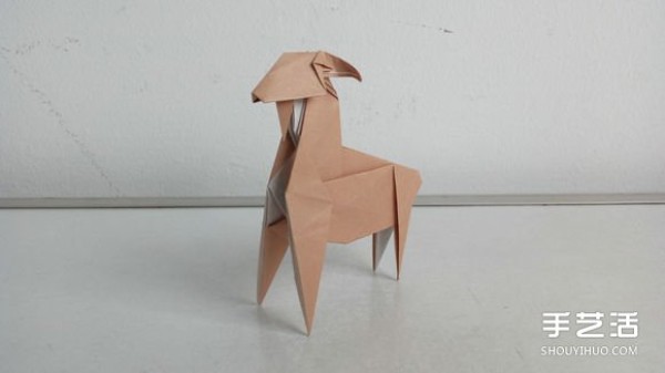 The origami method of the goat illustrates the folding steps of the twelve zodiac sheep