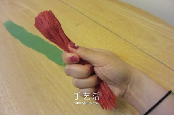 How to fold carnations with detailed illustrations and Mothers Day carnation origami tutorial