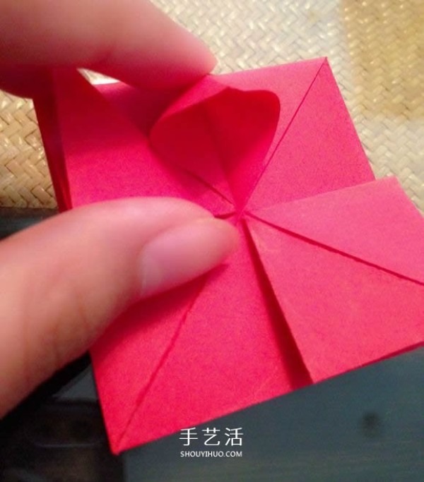 How to fold a happy heart with a happy heart, origami with a happy heart and a illustrated tutorial