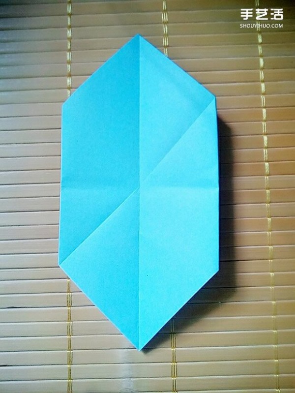 How to Origami a Chinese Valentines Day Gift Box, Illustrations of How to Fold an Octagonal Paper Box