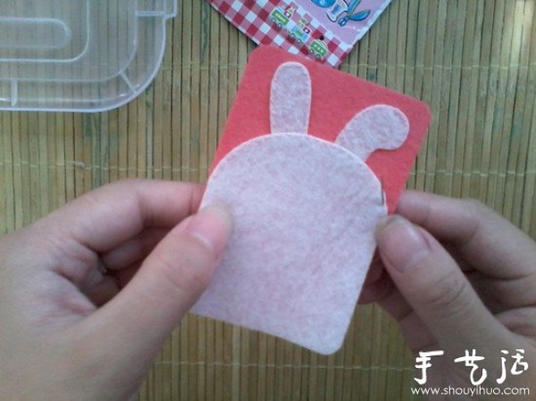 Tutorial on making rabbit pattern card holders from non-woven fabrics