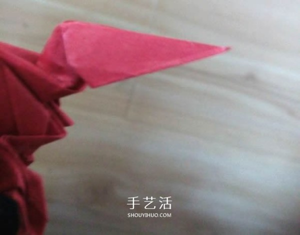 The process of folding the auspicious beast Kirin, the illustrated process of folding the Origami Tetsushi Kamiyas Kirin