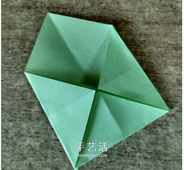 Illustration of the folding method of a Japanese-style octagonal gift box origami octagonal gift box with lid