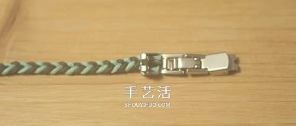 How to braid a four-strand rope bracelet, a graphic tutorial on how to braid a four-strand bracelet