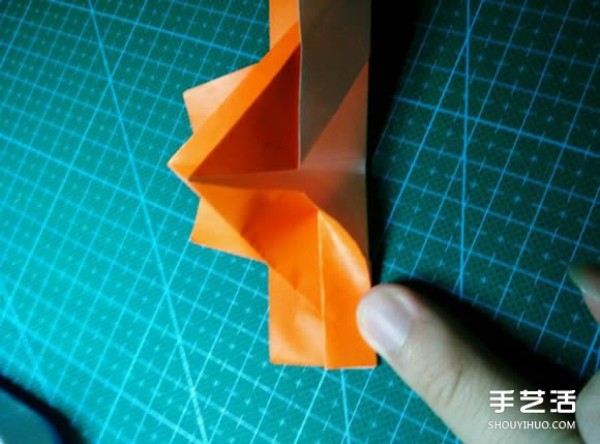 How to make an origami kingfisher with detailed instructions on how to fold a kingfisher