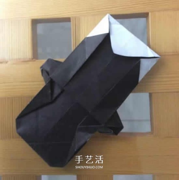 The origami step-by-step illustration of the crawling giant panda is so naive and cute~