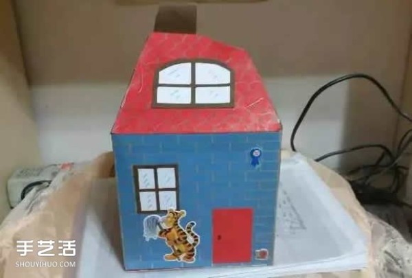 How to make a house from waste paper boxes, step by step for kindergarten to make a house from cardboard boxes