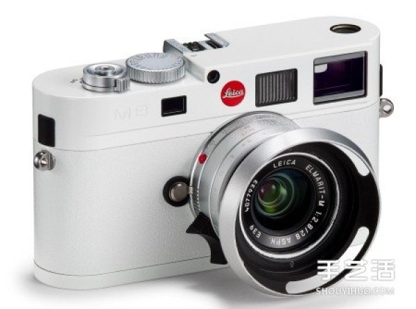 Classic Reappearance: Lego Version White Leica M8 Camera Model