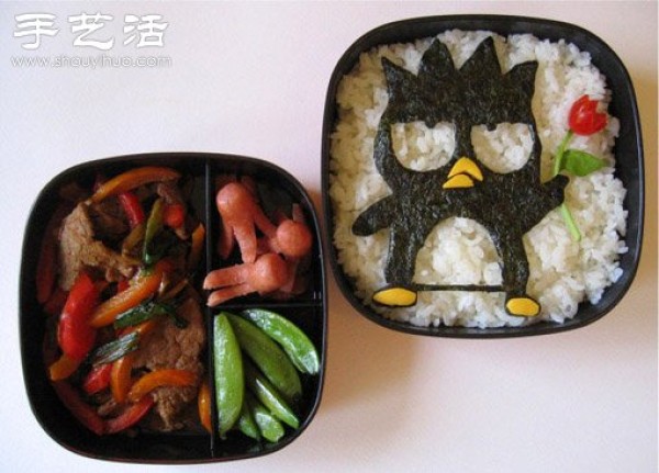 Super interesting bento plate with cartoon pattern